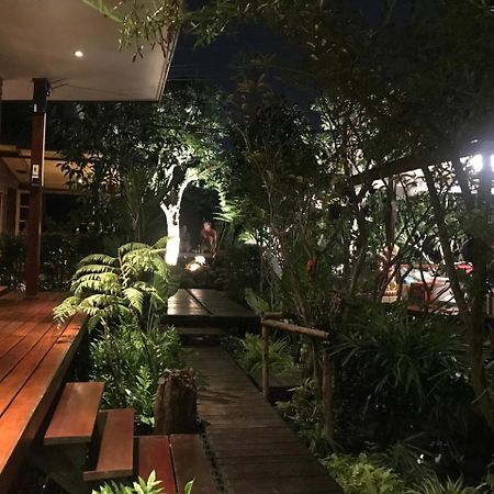 88 Homestay Bang Chak Екстериор снимка